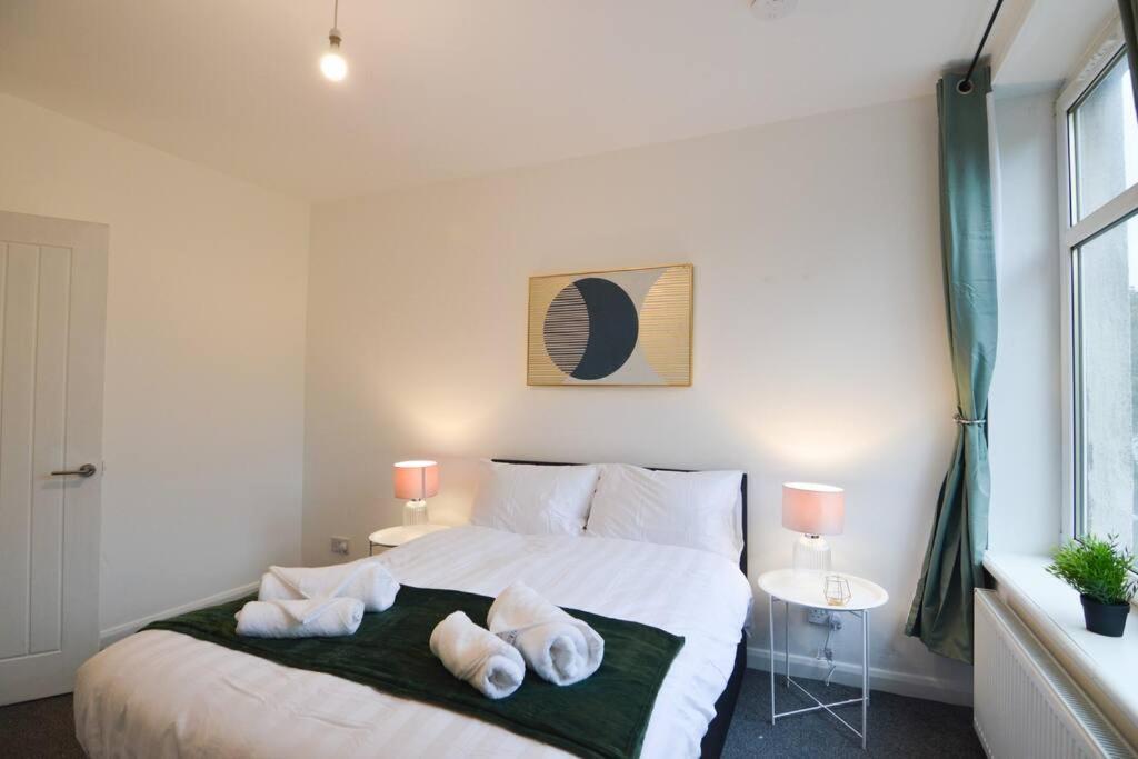 Contemporary 3 Bedroom Flat Kirkcaldy Exterior photo